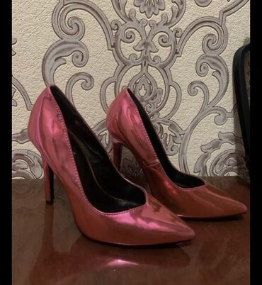 лабутены: Туфли 36, цвет - Розовый