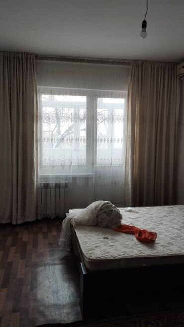 сатам алмашам: 1 бөлмө, 42 кв. м, 106-серия жакшыртылган, 5 кабат, Косметикалык ремонт