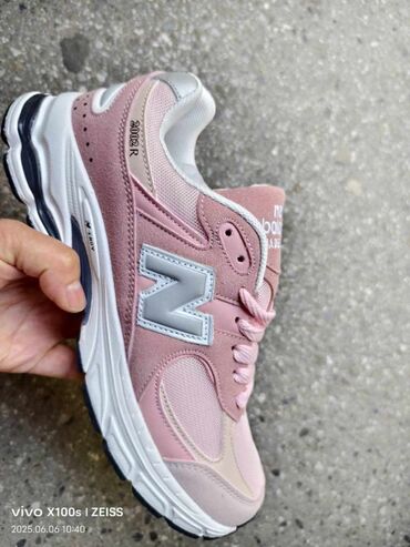 kutije za nakit слике: New Balance, color - Pink
