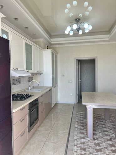 Продажа домов: 2 комнаты, 74 м², Элитка, 8 этаж, Евроремонт