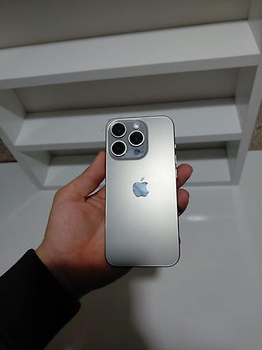x8 pro: IPhone 15 Pro, 256 GB, Natural Titanium, Face ID — 3