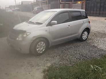 Toyota: Toyota Ist: 2003 г., 1.3 л, Автомат, Бензин, Хэтчбэк — 2