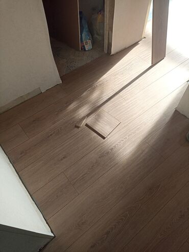 Напольные работы: Укладка пола, Монтаж напольных плинтусов | Наливные полы, Ламинат, Паркет Больше 6 лет опыта at lalafo.kg — 9 Напольные работы: Укладка пола, Монтаж напольных плинтусов | Наливные полы, Ламинат, Паркет Больше 6 лет опыта — 9