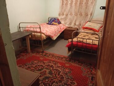 Otaqların uzunmüddətli kirayəsi: Kirayə verilən sadə, mebellə təchiz olunmuş otaq. Xüsusiyyətlər: - 2 — 10