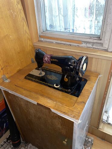 машинка для чистки катышек: Швейная машина Вышивальная, Электромеханическая, Швейно-вышивальная, Полуавтомат