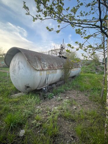 пищевой бак пластиковый 300 литров: Бак, Б/у, Самовывоз