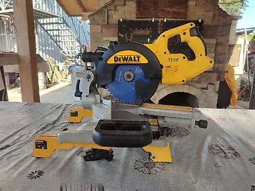 Ostali alati i mašine: Potezni ger DeWalt DWS sa postoljem DeWalt DE – ODLIČNO! Potezni ger — 14