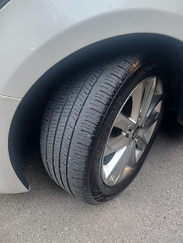 forut satsi: Kia K3: 1.6 l | 2016 il Sedan — 8