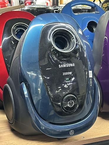 Пылесос Samsung, мощность 2000 Вт. Основные характеристики: - Тип