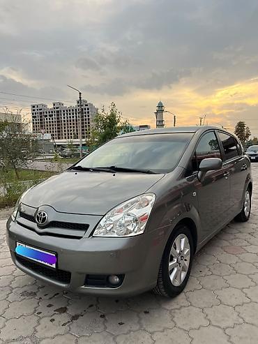 Продажа авто: Toyota Corolla Verso: 2007 г., 1.8 л, Механика, Бензин, Минивэн — 4