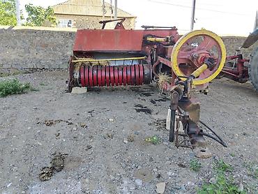aqrolizinq traktor: Pres bağlayan işləkdir heç bir problemi yoxdur xərc tələb etmir ! Çox — 1