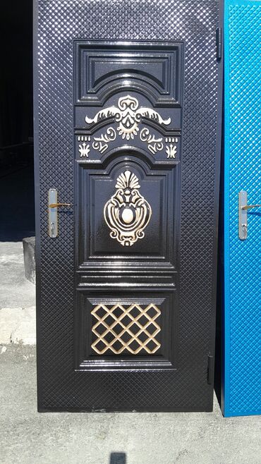 Giriş qapıları: Yeni Giriş qapısı Zamok və çərçivə ilə, Zəmanətli, Ödənişli quraşdırma, Ödənişli çatdırılma, Rayonlara çatdırılma — 4