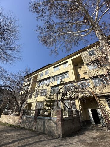 комната дордой: 2 комнаты, 61 м², Индивидуалка, 2 этаж, Евроремонт