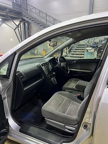 Honda: Honda Stream: 2005 г., 1.7 л, Автомат, Бензин, Минивэн — 8