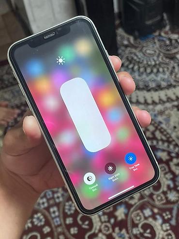 Apple iPhone: IPhone 11, Новый, 64 ГБ, Белый, Чехол, 79 % — 3