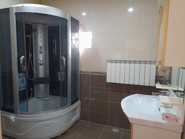 Uzunmüddətli kirayə evlər: 220 kv. m, 4 otaqlı — 8