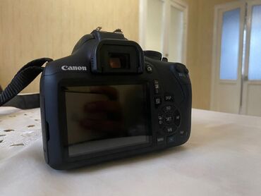 chehol dlja fotoapparata canon 600d: Срочно продаётся Canon Eos 2000D Крышка от объектива потерян Коробка