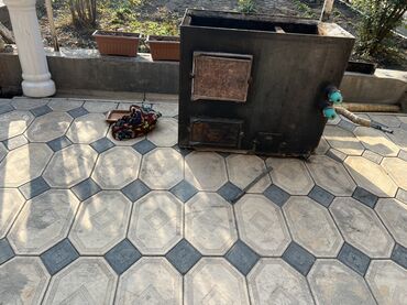 кровельный материал: Твердотопливный металлический котёл/печь для отопления и нагрева воды