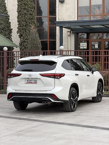 Toyota: Toyota Highlander: 2021 г., 3.5 л, Автомат, Бензин, Внедорожник — 4