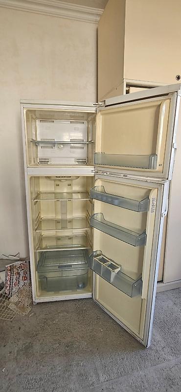 vesta soyuducu: İşlənmiş 2 qapılı Beko Soyuducu Satılır, rəng - Ağ — 5