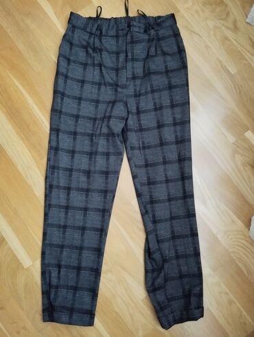 Dəstlər, kostyumlar: Dəst kostyum qadın üçün 40 razmer yeni kimidir 1 dəfə geyinilib baha — 4