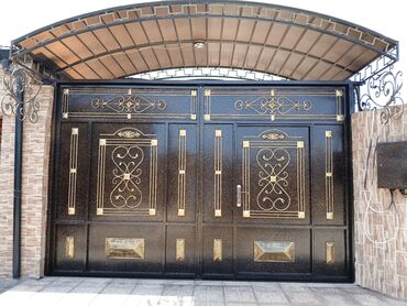 Darvazaların rənglənməsi: Darvaza rəngləmə və təmir xidməti təklif olunur. Bu xidmət köhnəlmiş — 7