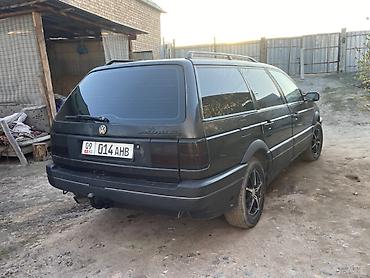 pass: Volkswagen Passat Variant: 1988 г., 1.8 л, Механика, Бензин, Универсал — 2