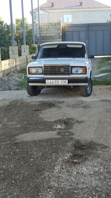 ağ 07: VAZ (LADA) 2107: 1.6 l | 2011 il | 54000 km Sedan