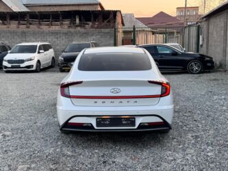 Hyundai: Hyundai Sonata: 2020 г., 2 л, Автомат, Газ, Седан — 10