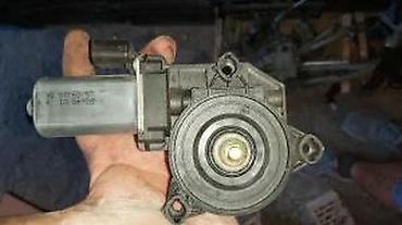 ajkula auto: ALFA 159 MOTORIC PODIZACA DESNA STRANA | Skinut sa alfe 159 u — 2
