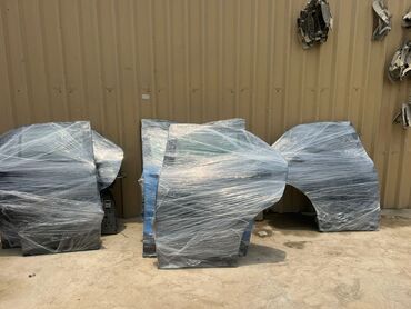 Avtomobil qapıları: Mavi rəngdə olan avtomobilin sol arxa qapısı satılır. Qapı şüşəsi və — 14