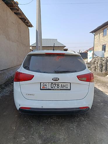Kia: Kia Ceed: 2014 г., 1.6 л, Автомат, Газ, Хэтчбэк — 4