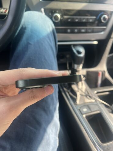 Apple iPhone: IPhone 13, Б/у, 256 ГБ, Черный, Кабель, Чехол, 90 % — 7