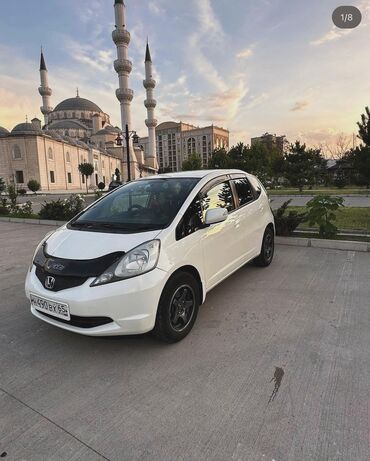 тюнинг хонда фит: Honda Fit: 2009 г., 1.3 л, Бензин