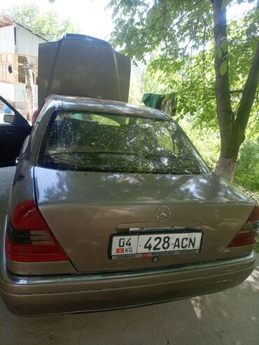 bmw e34 m5: Mercedes-Benz C-Class: 1994 г., 2.2 л, Механика, Бензин, Седан