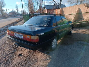 наклейки на авто: Audi 100: 1988 г., 2.3 л, Механика, Бензин, Седан