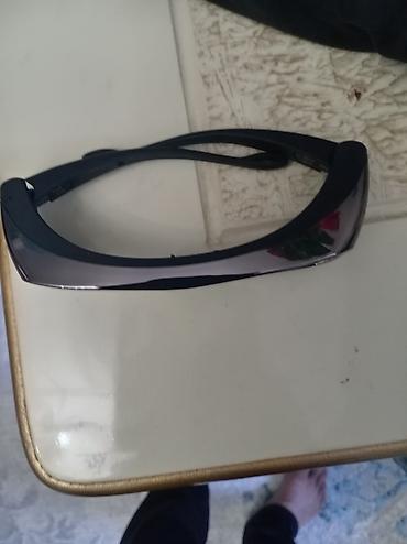 lombard elektronika: Məhsul: Sony 3D aktiv şüşəli eynəklər Xüsusiyyətlər: - Marka: Sony - — 4