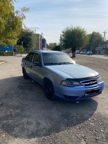 тико машине: Daewoo Nexia: 2012 г., 1.6 л, Механика, Бензин, Седан