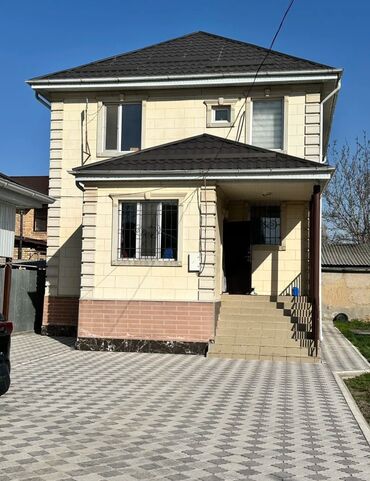 продаю дом в городе: Дом, 100 м², 4 комнаты, Агентство недвижимости, Евроремонт
