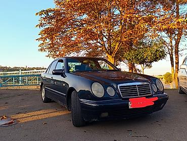 bakida traktor işi: Mercedes-Benz 230: 2.3 l | 1997 il Sedan — 1