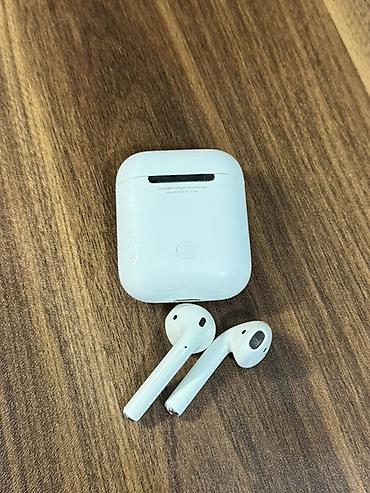 ipad min 5: Apple AirPods (1-ci/2-ci nəsil form-faktorunda) simsiz qulaqlıqlar və — 6