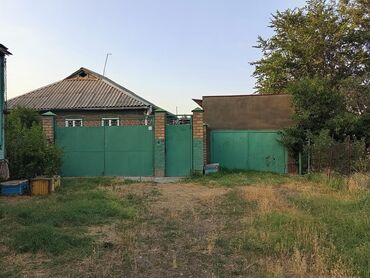 дом на ошском рынке: Дом, 120 м², 6 комнат, Собственник, Старый ремонт