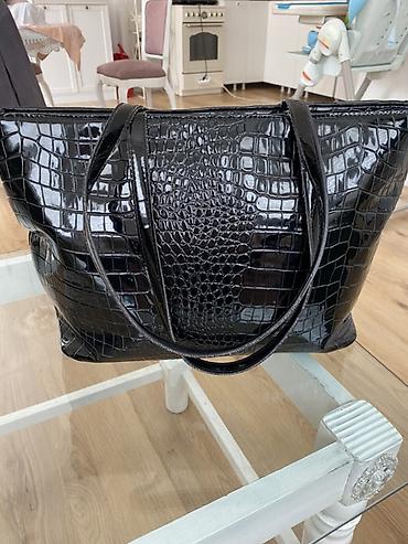 novcanica: Velika ženska torba – Jenny Fairy - Model: shopper/tote - Boja: crna — 1