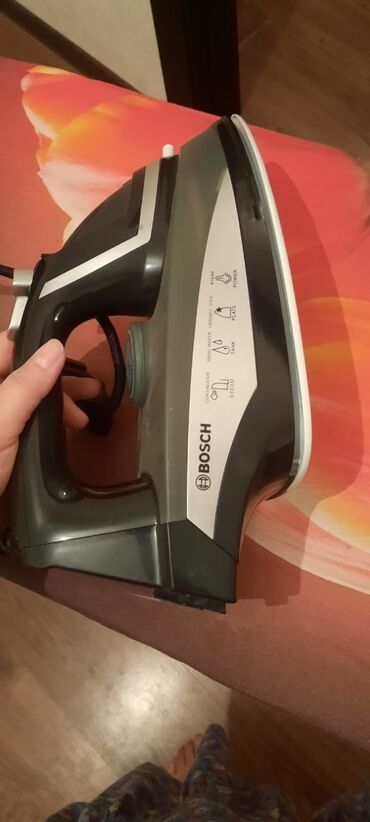 sac utusu: Buxarlı ütü, Bosch, Kredit yoxdur