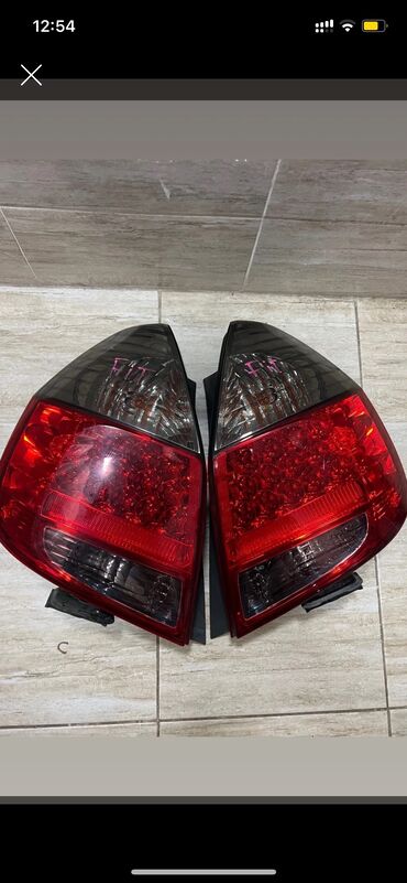 Стоп-сигналы: Комплект стоп-сигналов Honda 2006 г., Б/у, Оригинал, Япония at lalafo.kg Стоп-сигналы: Комплект стоп-сигналов Honda 2006 г., Б/у, Оригинал, Япония