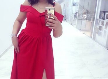 платье красное: Вечернее платье, Длинная модель, Без рукавов