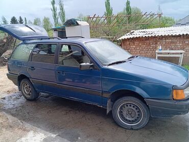 счетную машинку: Volkswagen Passat: 1993 г., 1.8 л, Механика, Бензин, Универсал