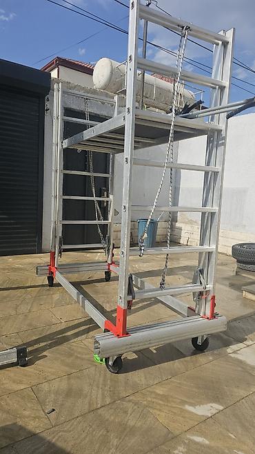 Nərdivanlar: Alüminium mobil iskele (platformalı) - Material: yüngül və möhkəm — 1