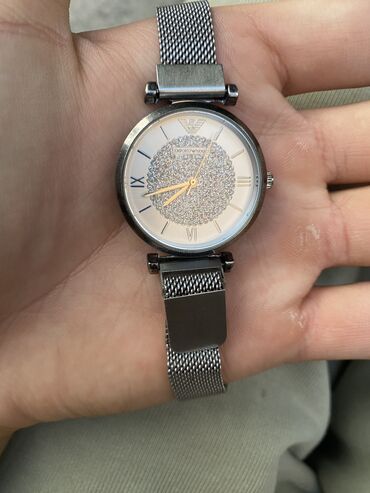 продаю женские часы: Женские часы Emporio Armani,в хорошем состоянии