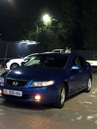 шины размер 18: Honda Accord: 2003 г., Седан